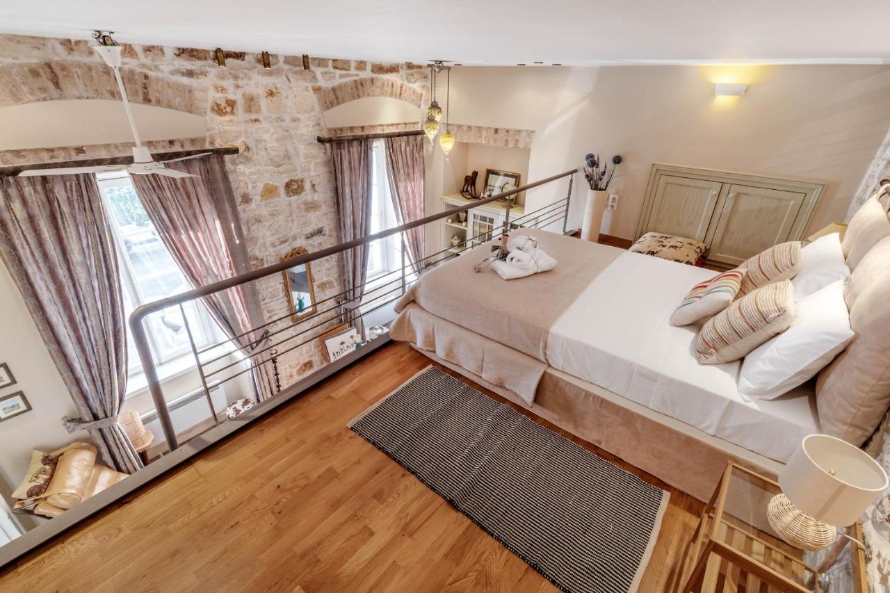 Mouragia Loft - Waterfront Old Corfu Town Apartment Exterior foto